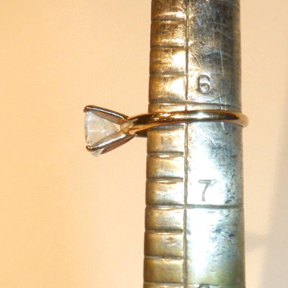 Blue Nile Vintage Engagement Ring 2.45 g 14K Solid Gold w 2 carat faux diamond C - Picture 3 of 7